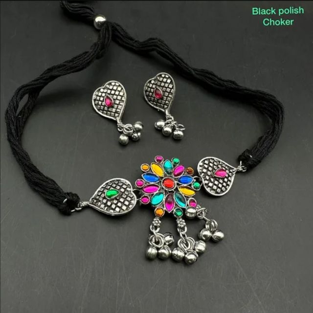 Black Poish Choker with Multicolor stone