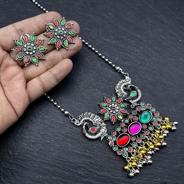 Black polish Kundan long Necklace